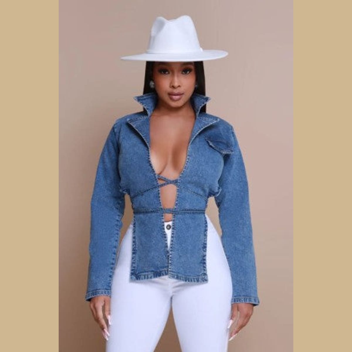 Trendy shop-statement-pieces